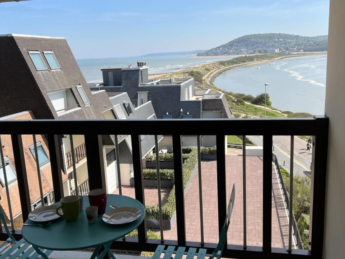 Appartement 2 Pieces Cabourg Avec Balcon, Ascenseur Et Vue Mer - Fr-1-487-335 Dış mekan fotoğraf