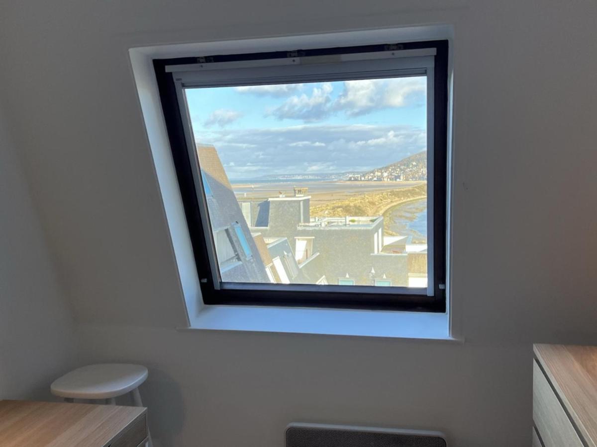 Appartement 2 Pieces Cabourg Avec Balcon, Ascenseur Et Vue Mer - Fr-1-487-335 Dış mekan fotoğraf